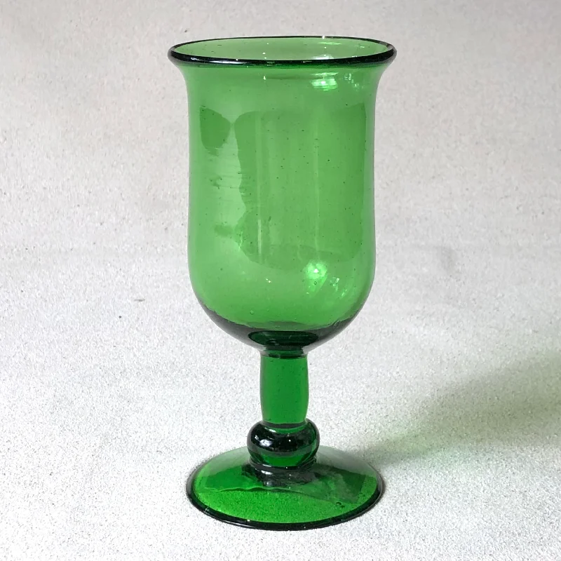 bottle green (pot colour)