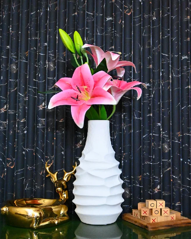 Rustic farmhouse lantern-Modern White Ceramic Spiral Ceramic Vase | 6 x 12 inches