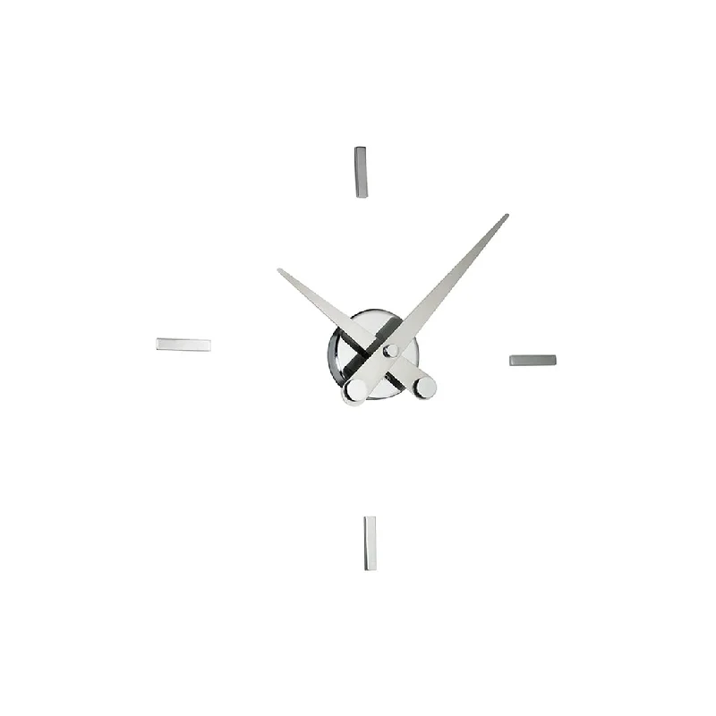 Textured knit throw-Puntos Suspensivos Wall Clock