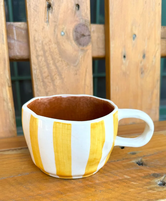 Leak-proof kids sippy cup-Yellow stripes & terracotta wobbly mug. Capacity 180ml.